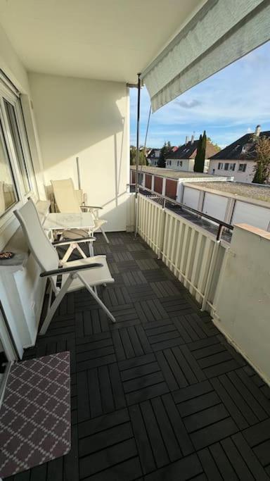 Monikas Home - Gemuetliche 3-Zimmer-Wohnung Im Herzen Von Boeblingen Luaran gambar